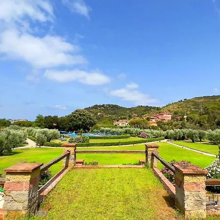 Trilocale Sant'anna Vicolo Del Mughetto - Goelba Appartement